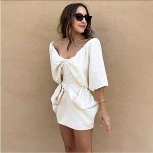 NWT ZARA voluminous Bow Skirt Size S